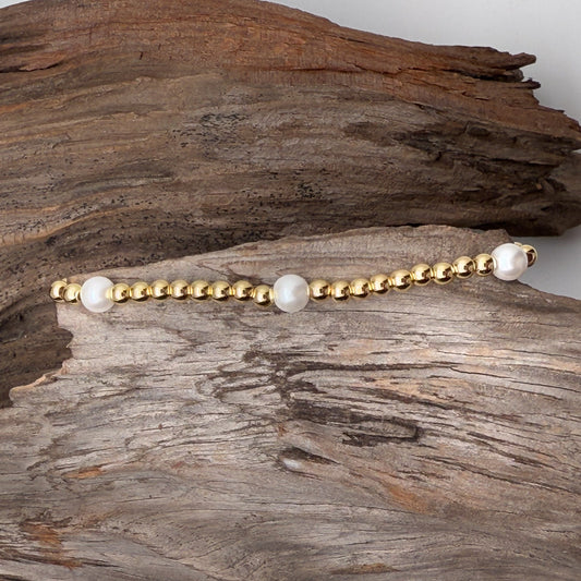 Gold & Pearl Stretch Bracelet